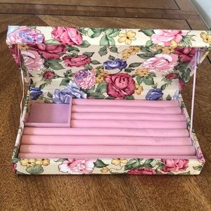 Floral jewelry box